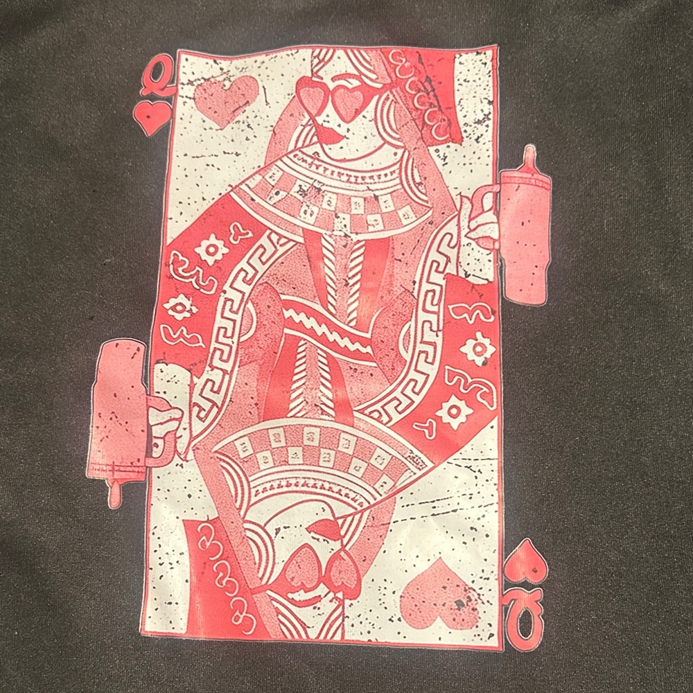 Queen of Hearts Graphic Tee